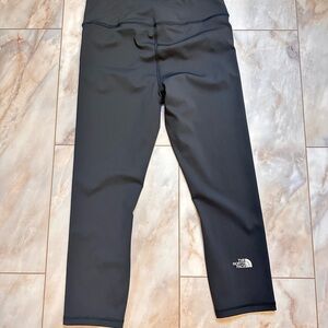 The North Face Women's asphalt gray Leggings